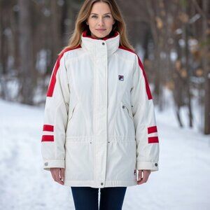 Fila winter coat. Size 8. Partially lined in fleece, with deep pockets.